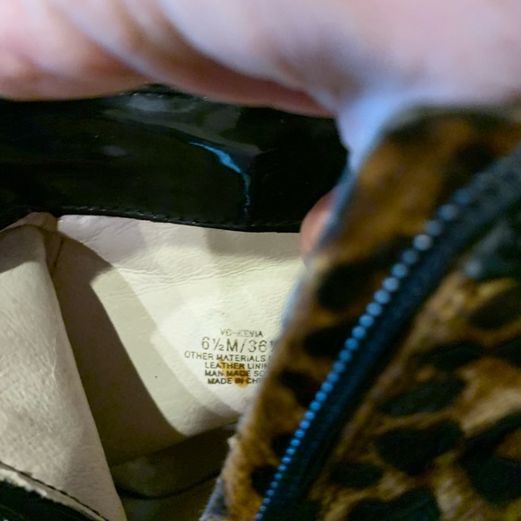 Vince Camuto Calf Hair Heel Open Toe Booties Size 61/2 - Picture 5 of 8